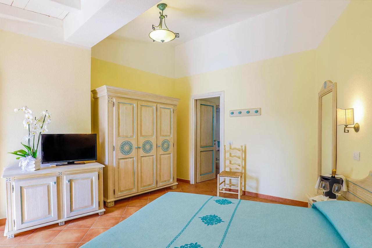 Villaggio Li Cucutti Agrustos Ngoại thất bức ảnh